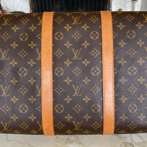 Louis Vuitton Keepall 55 Monogram w/ Name Tag, Poignet & Padlock - Picture 8 of 17